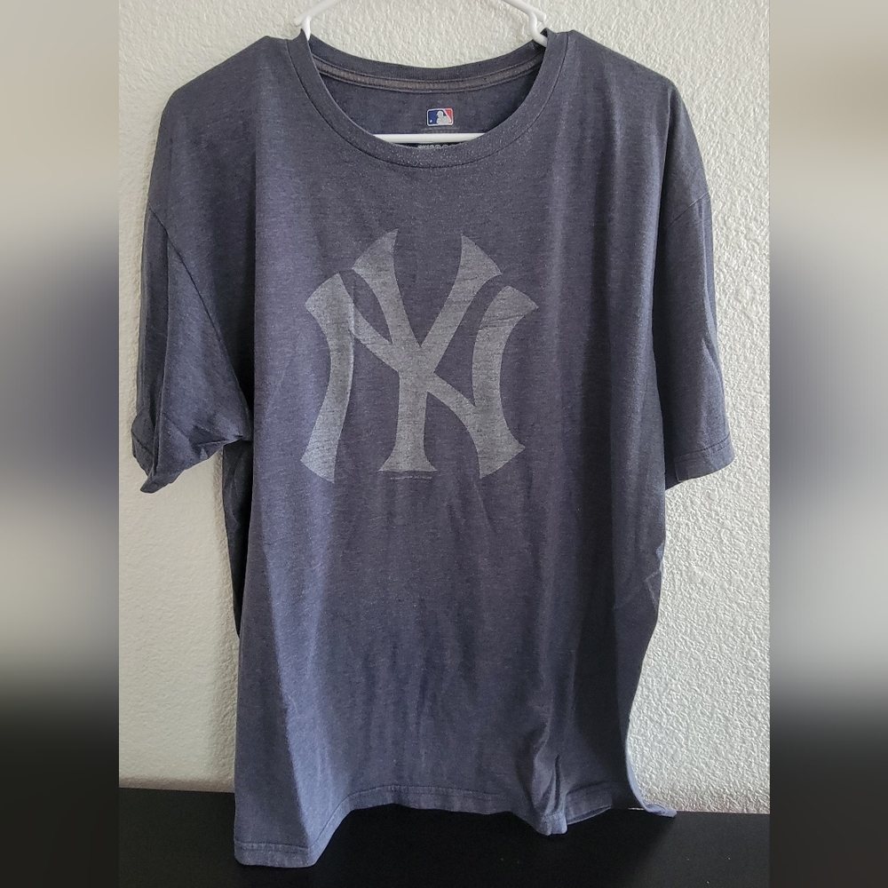 Vintage MLB New York Yankees XL T-Shirt
